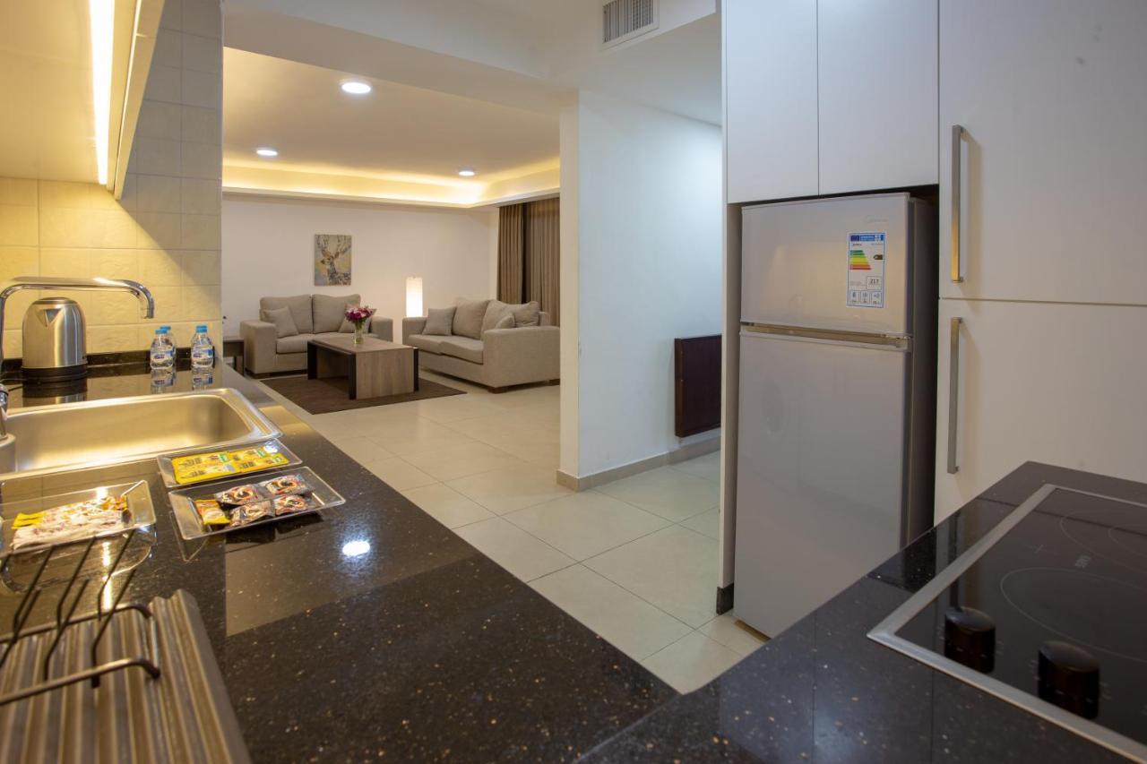 Triple A Hotel Suites Amman Zewnętrze zdjęcie