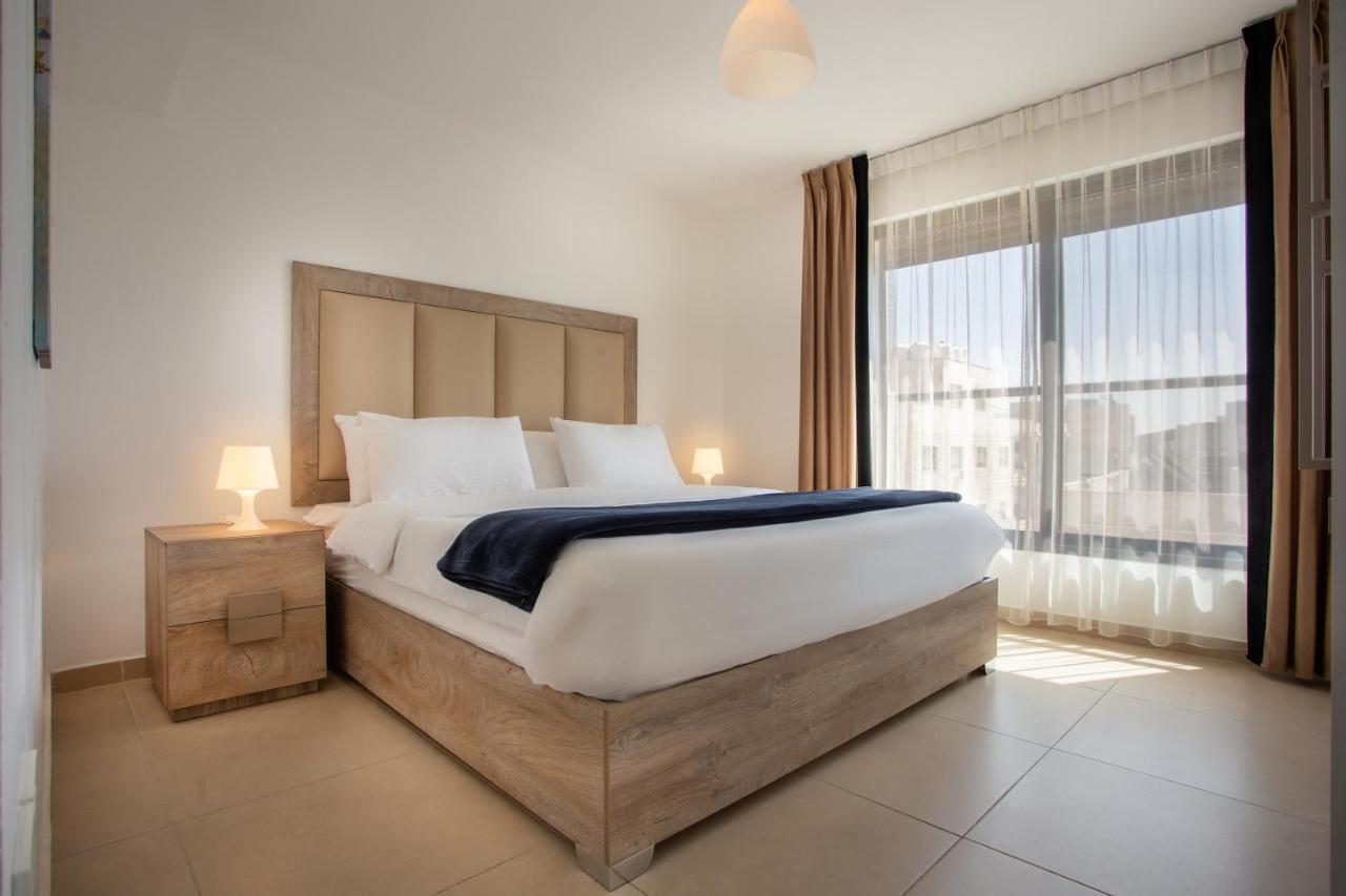 Triple A Hotel Suites Amman Zewnętrze zdjęcie