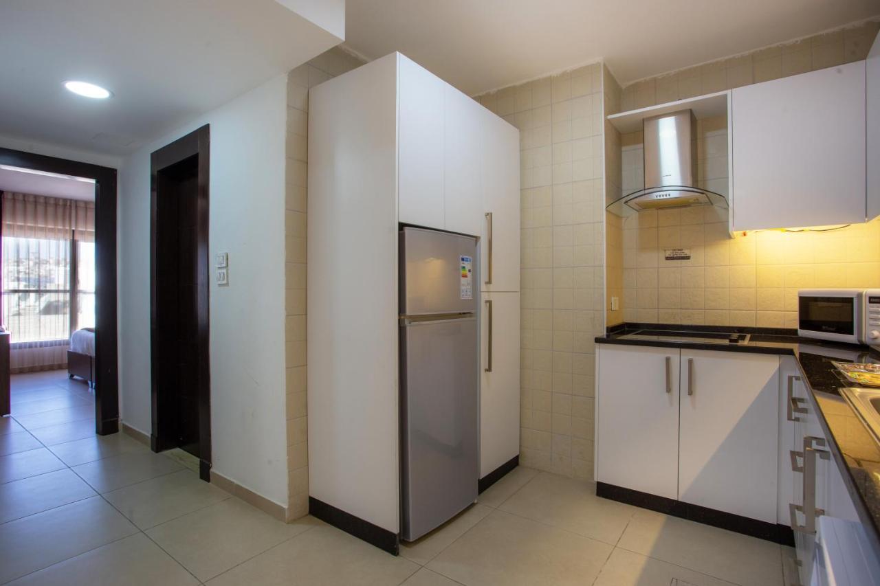 Triple A Hotel Suites Amman Zewnętrze zdjęcie