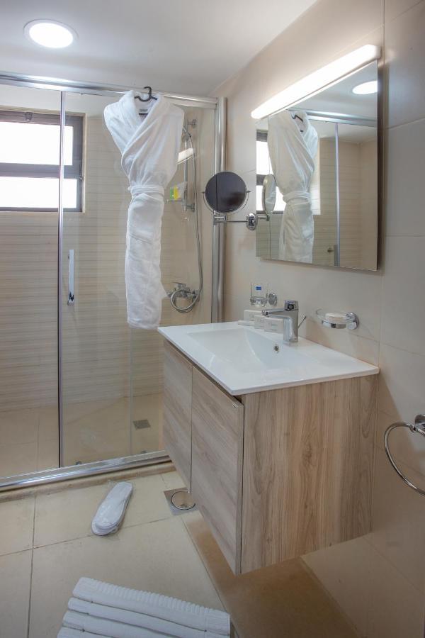 Triple A Hotel Suites Amman Zewnętrze zdjęcie