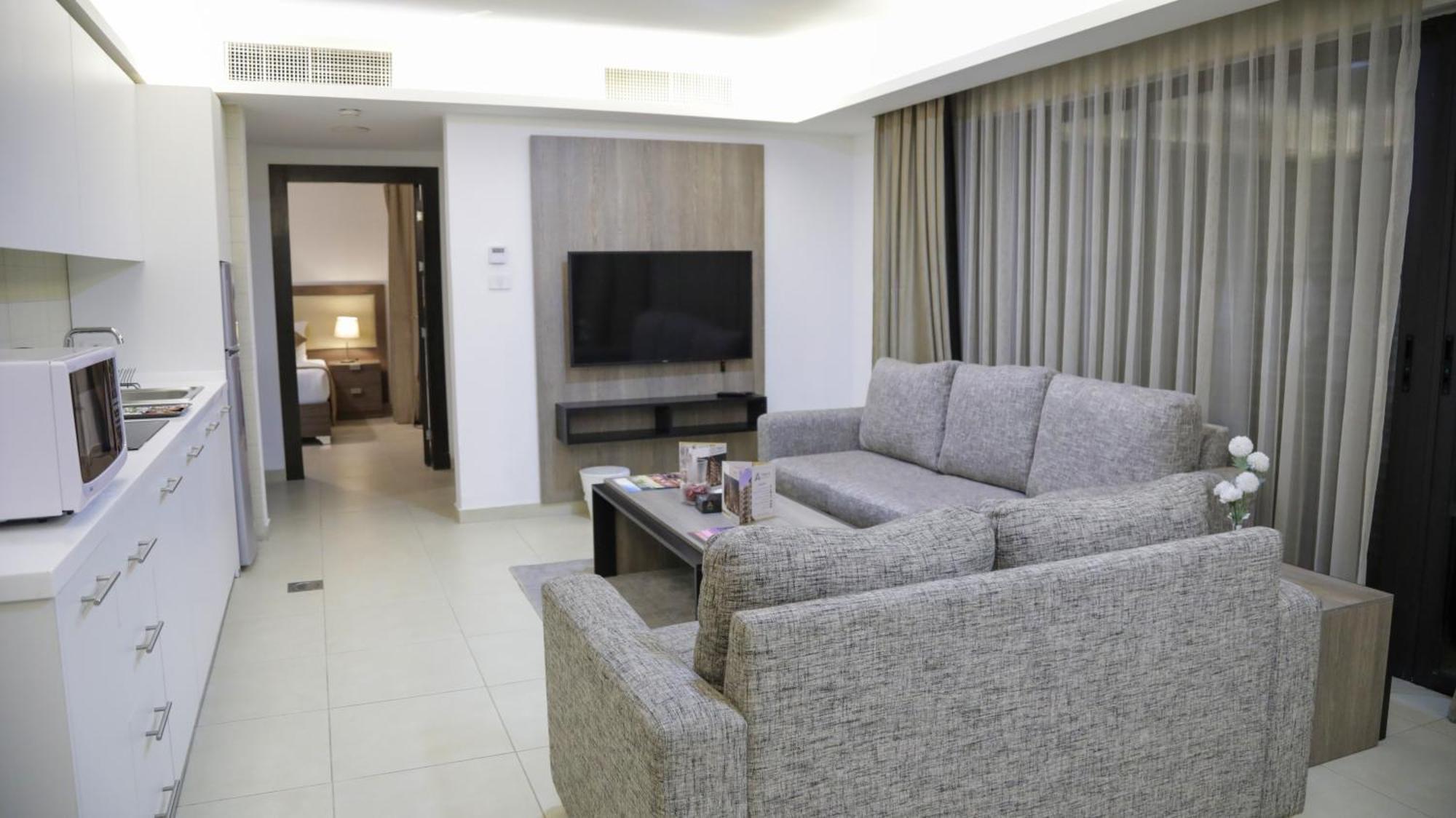Triple A Hotel Suites Amman Zewnętrze zdjęcie